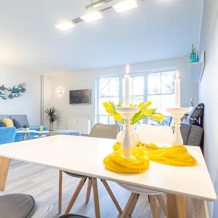 Ferienwohnung Flaschenpost Zingst Exterior photo