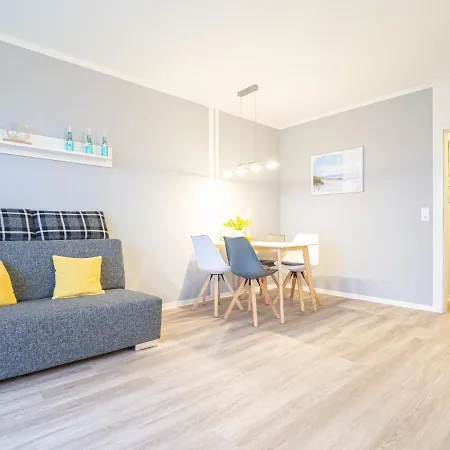Ferienwohnung Flaschenpost Zingst Exterior photo